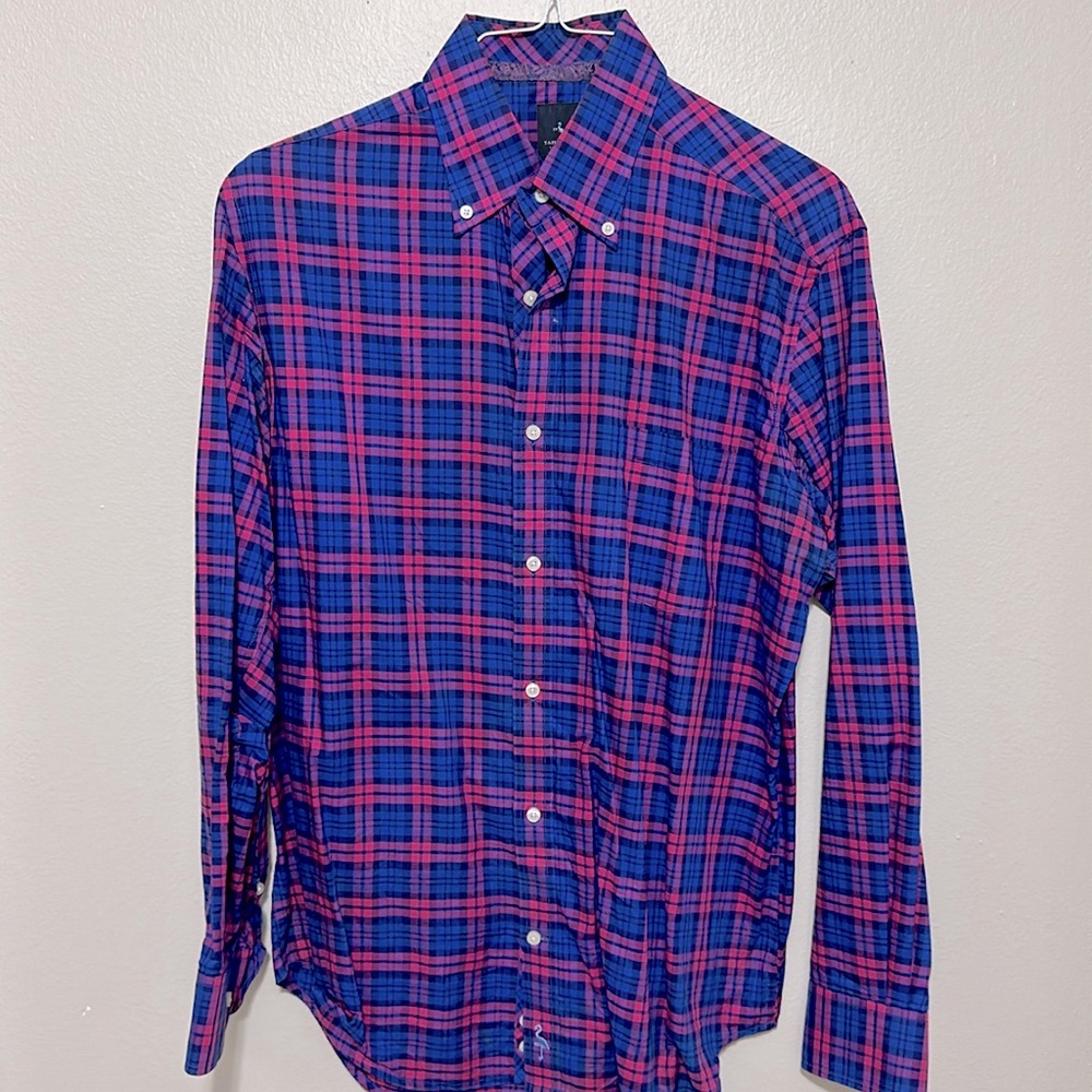 Men’s dress shirt